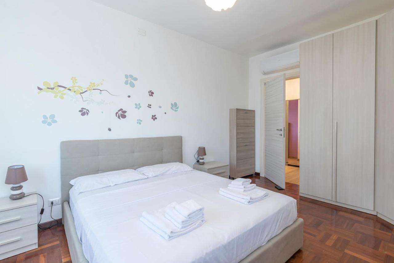 Big Apartment - Alcuino 7 Μιλάνο Εξωτερικό φωτογραφία